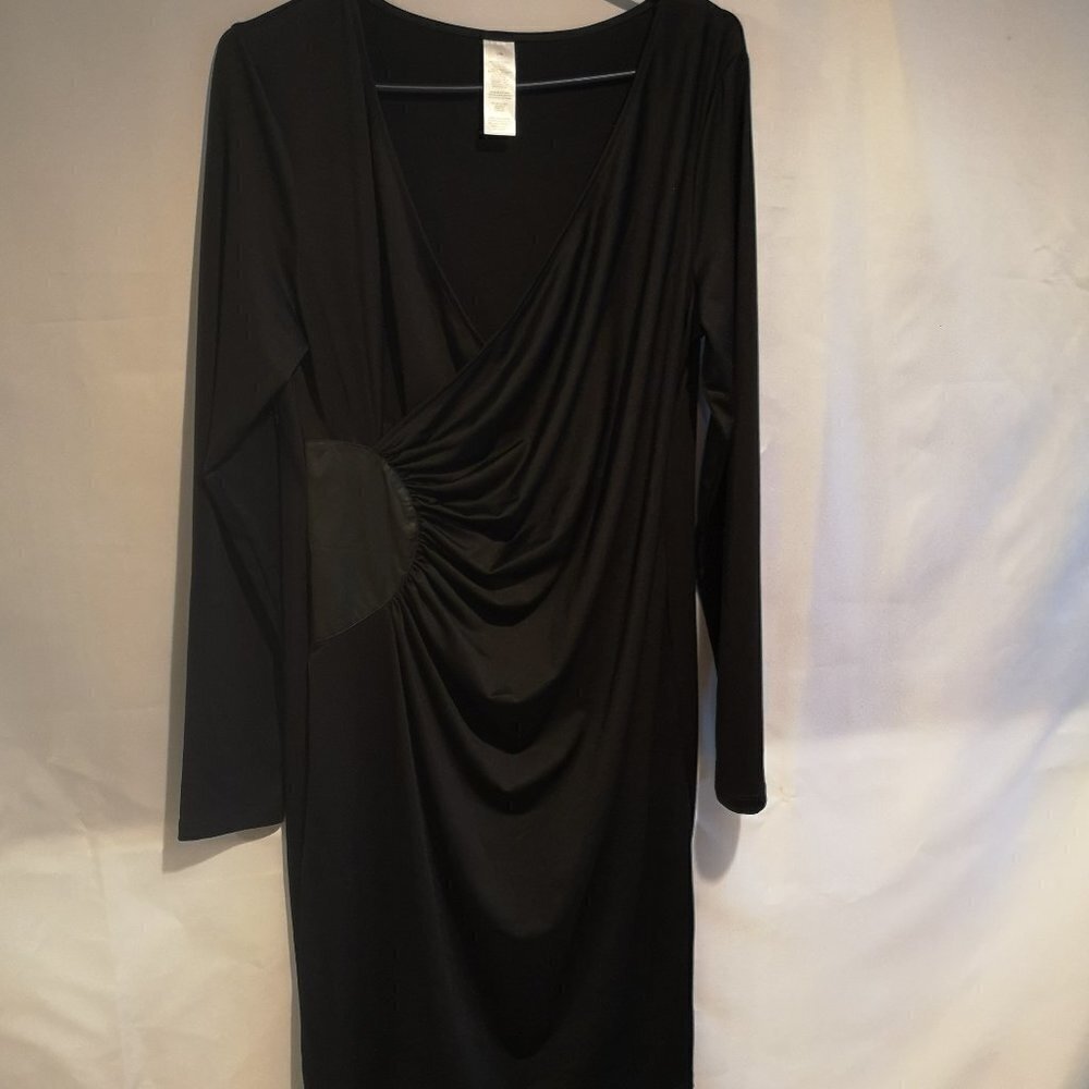 Avon Long Sleeves Black Ladies Size Large Straight Fit Faux Wrap Top Dress